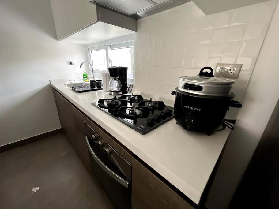 Luxury Apartment In Miraflores With Rooftop Pool ลิมา ภายนอก รูปภาพ