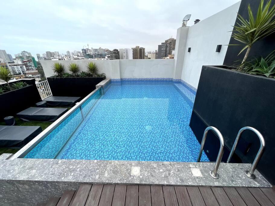 Luxury Apartment In Miraflores With Rooftop Pool ลิมา ภายนอก รูปภาพ