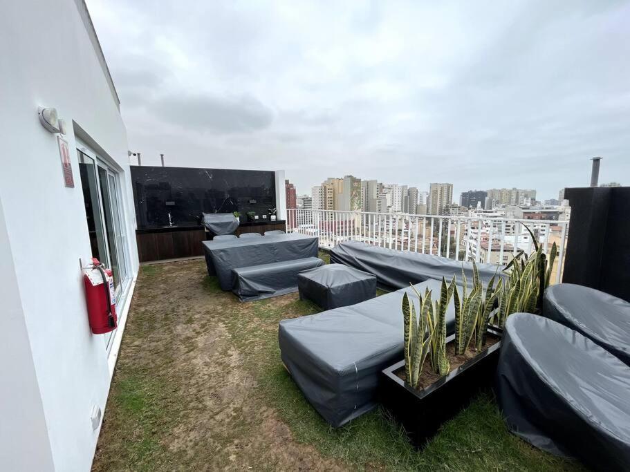 Luxury Apartment In Miraflores With Rooftop Pool ลิมา ภายนอก รูปภาพ